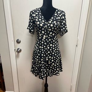 Rewind Daisy Floral Daisy Mini Dress V Neck Black Dress Medium